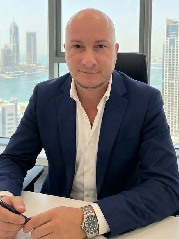 Dmitry Kharitonov — CMO